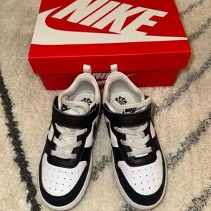 Nike Kids Black and White Velcro Sneakers
